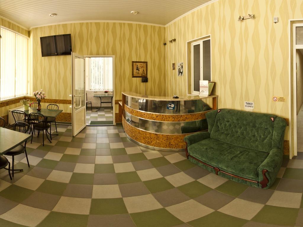 Atrium Hotel Melitopolʼ Dış mekan fotoğraf