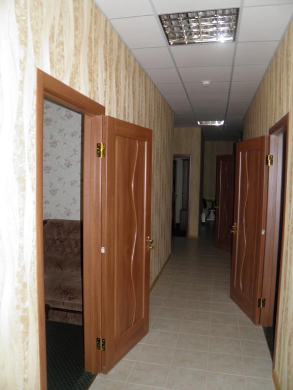 Atrium Hotel Melitopolʼ Dış mekan fotoğraf